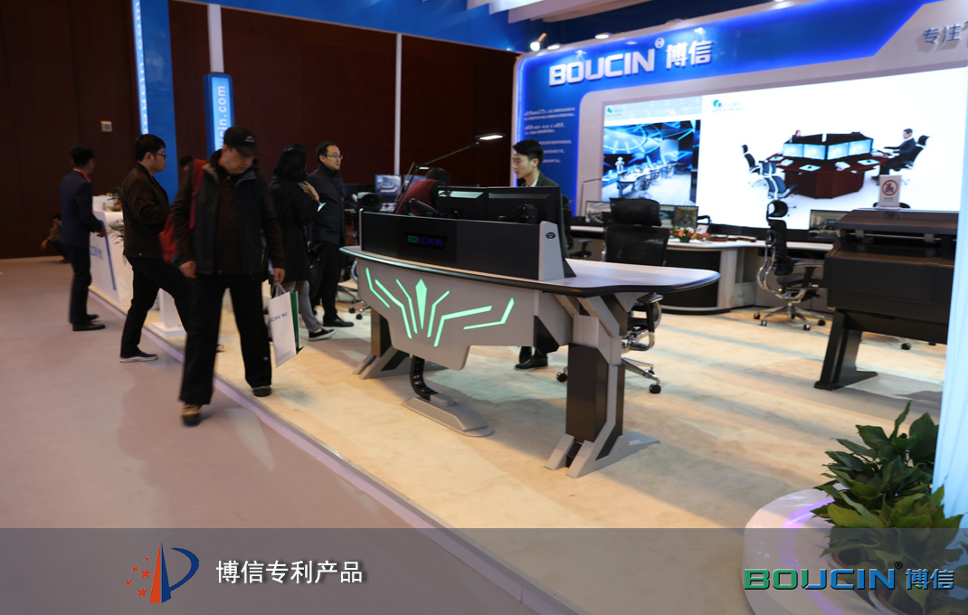 用戶如何保證操作臺的用電安全？